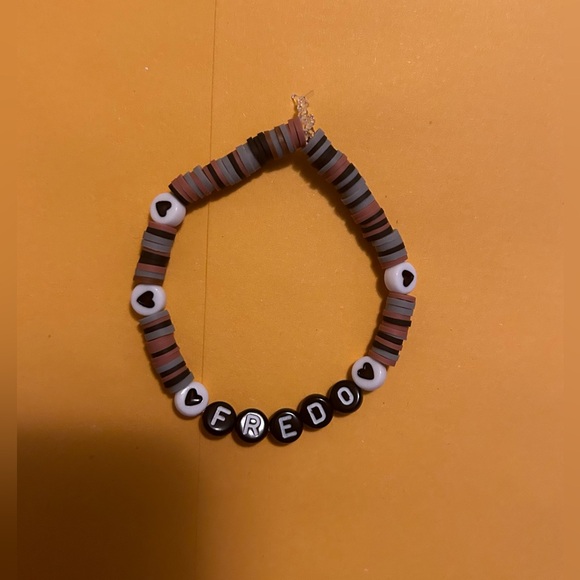 Bracelet’s Requests - Picture 6 of 16